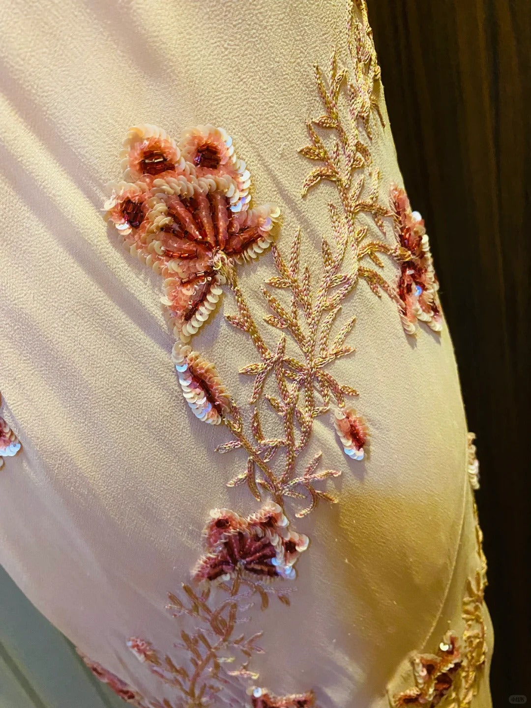 Süßes rosa Pailletten Perlen Neckholder Chiffon langes Ballkleid Abendkleid P4183