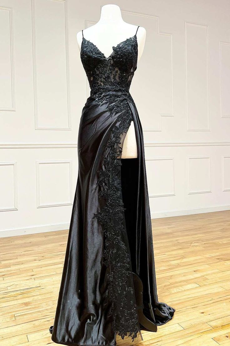Black Floral Lace V-Neck Long Prom Dress with Slit Birthday Outfits P459