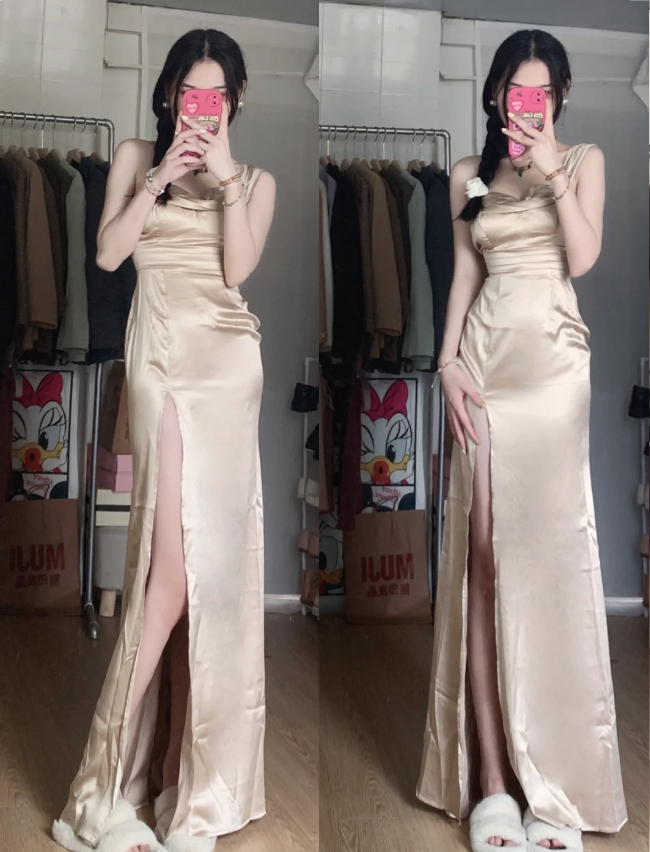 Elegantes champagnerfarbenes, hochgeschlitztes Satinkleid für den Abschlussball P4286