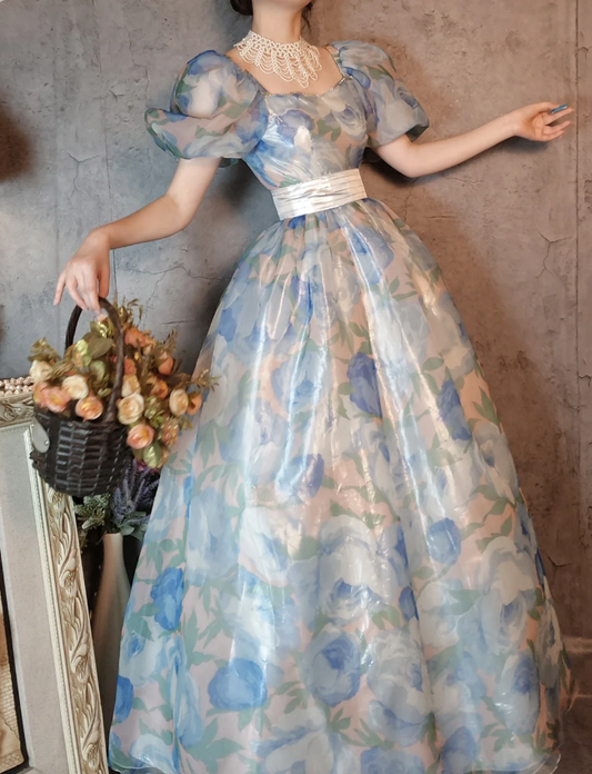 Robe de soirée/bal longue en organza brillant, coupe trapèze, col carré, manches bouffantes, motif floral bleu vintage P4313