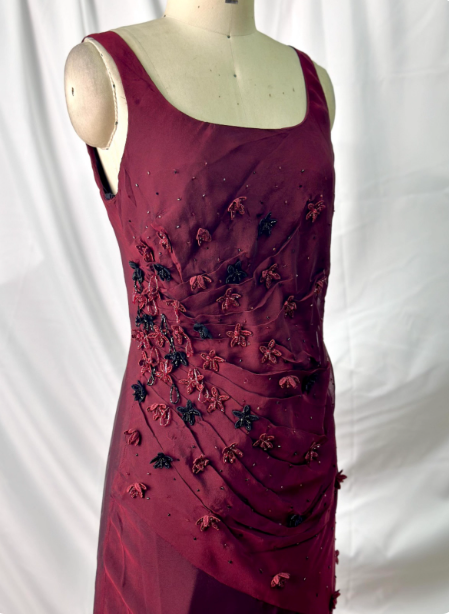 Robe de soirée longue en mousseline de soie à col carré, ornée de fleurs en 3D perlées, couleur bordeaux vintage, P4386