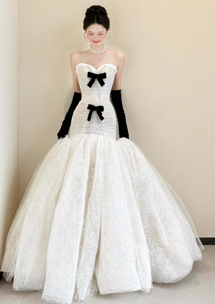 Vintage White Mermaid Sweetheart Neck Bow Lace Tulle Wedding Dress P4436