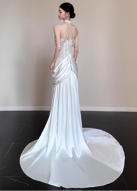 Elegant White Mermaid Halter Neck Lace Satin Train Wedding Dress P4450