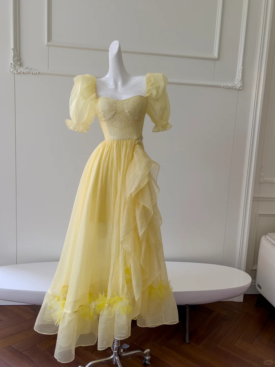 Sweet Yellow A-line Square Neck Puff Sleeve Lace Tulle Long Prom Dress P4046