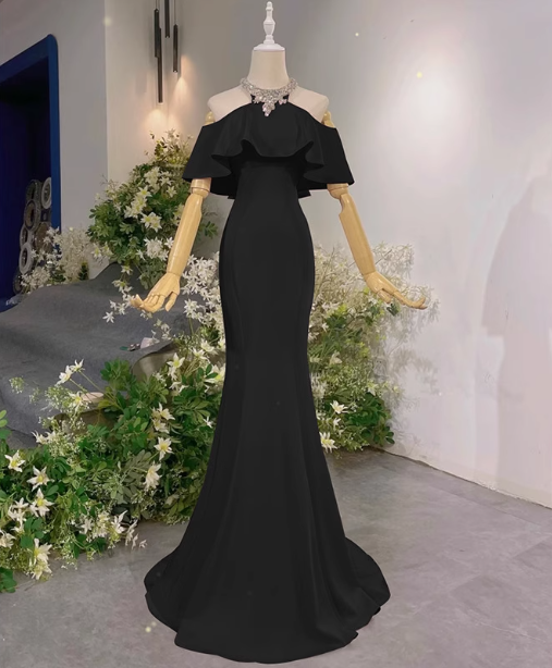 Elegantes rosa Meerjungfrau-Halterneck-Abendkleid mit Rüschen und Schleppe aus Satin P4466