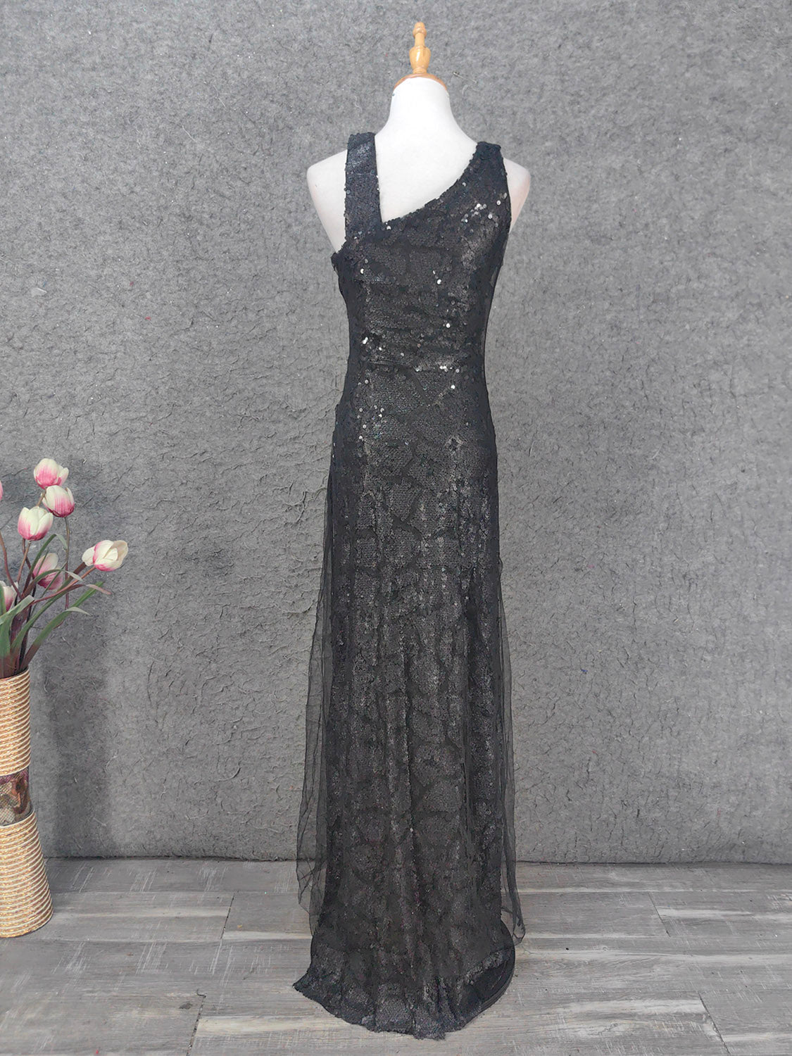 Classic Black Slim-Fit Asymmetric Neck Sequin Tulle Long Prom Dress Evening Dress P4661
