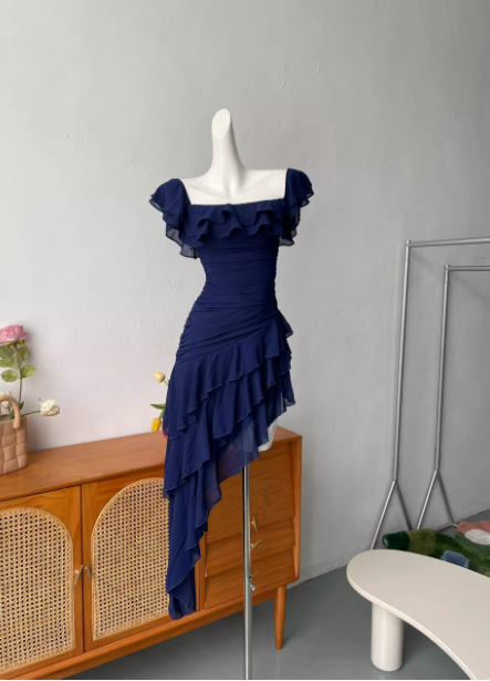 Süßes rosa langes Ballkleid Abendkleid aus Chiffon mit eckigem Ausschnitt und Rüschen P4690
