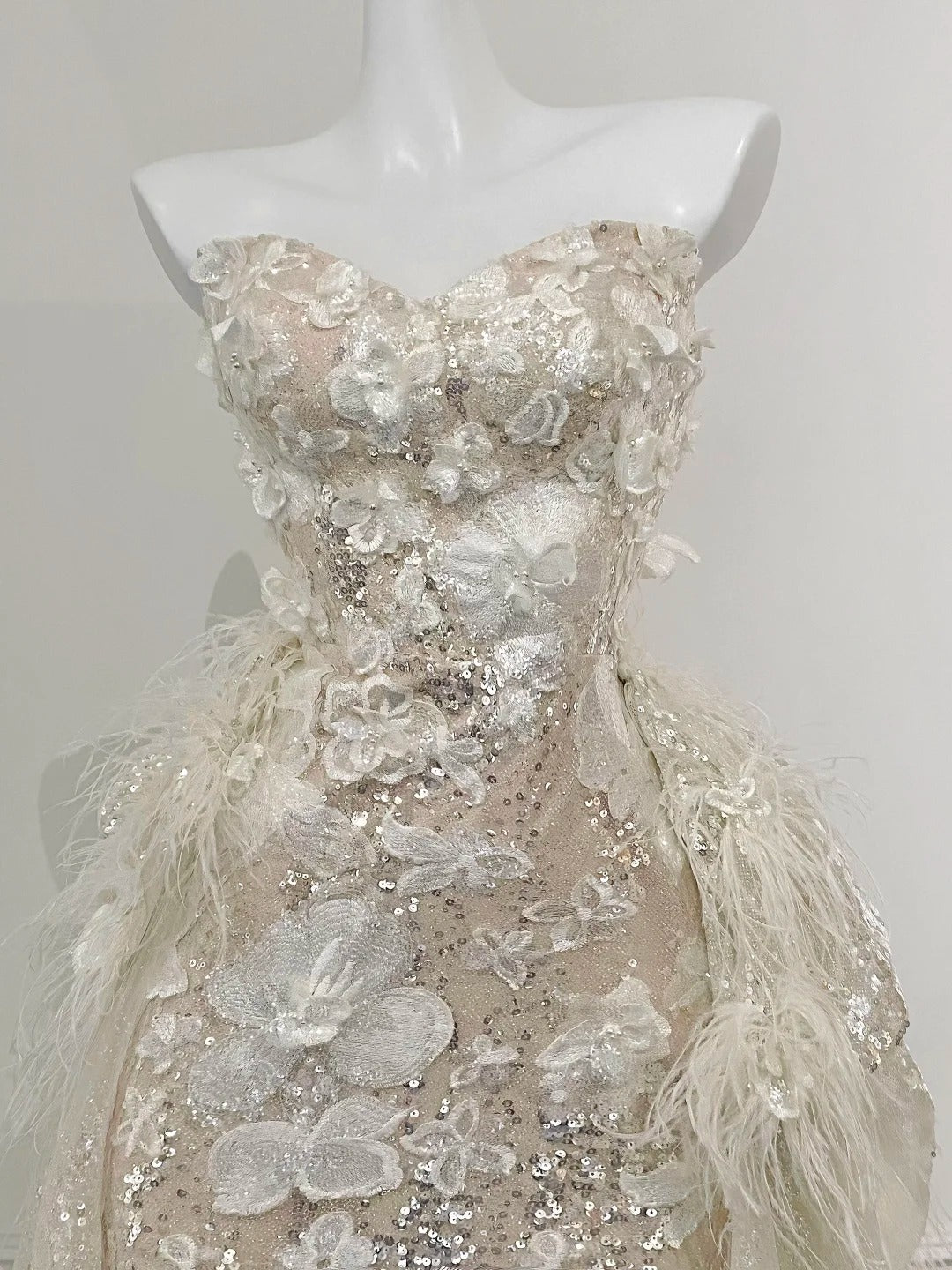 Gorgeous Champagne Gold Mermaid Strapless Sequined 3D Flower Tulle Wedding Dress with Train P4094