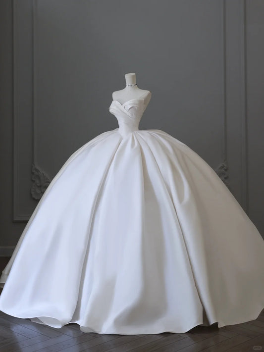 Clean white flowing V-neck satin lace wedding dress P2502