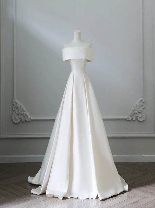 Elegant white simple one-shoulder satin bow applique floor-length wedding dress P2525