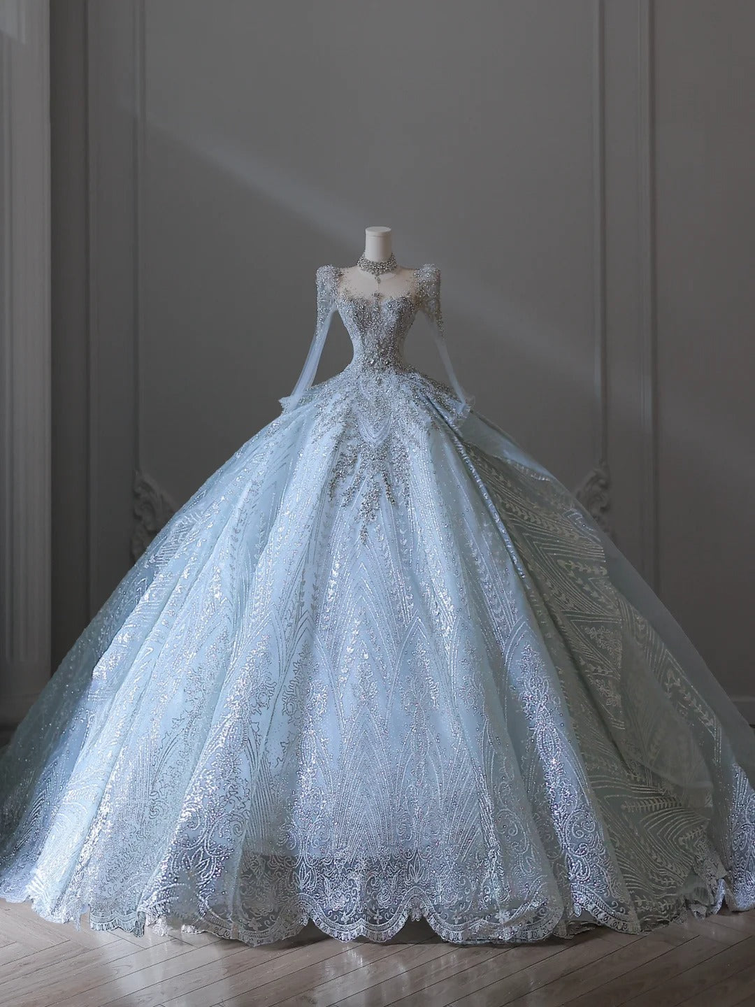 Vintage Glacier Blue Long Sleeve Sparkling Rhinestone Lace Floor-Length Wedding Dress P2547 - AS PHOTO / US2 Vintage Glacier Blue Long Sleeve Sparkling Rhinestone Lace Floor-Length Wedding Dress P2547 - AS PHOTO / US2