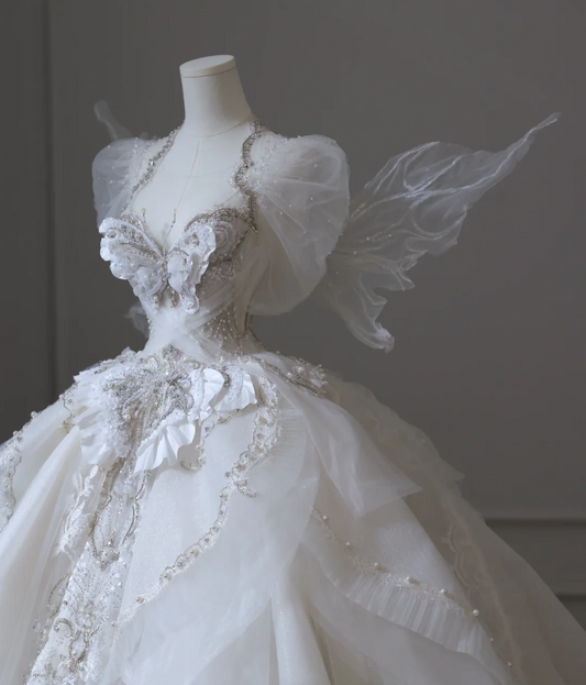 Chic Dreamy Butterfly Long Sleeve Tulle Beaded Floor-Length Princess Wedding Dress P2609