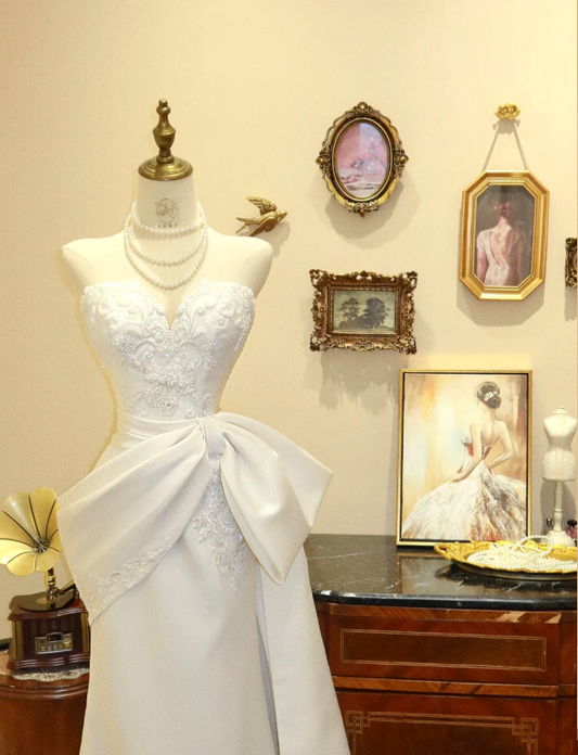 Elegant Sweetheart Neck Satin Fishtail Butterfly Wedding Dress P2785