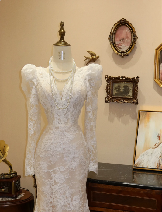 Elegant Vintage White Lace V-Neck Long Sleeve Mermaid Wedding Dress P2789