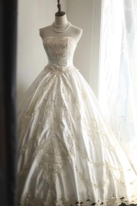 chinese dress ladies Vintage Satin Hollow Hand-beaded Strapless A-Line Wedding Dress P2820 –  PreppyDress