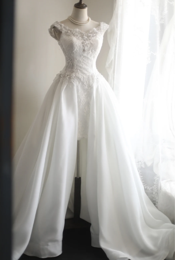 Retro short front and long back one shoulder beaded satin princess wed Retro short front and long back one shoulder beaded satin princess wed
