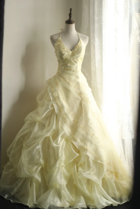 Soft light yellow floral beaded halter neck layered pleated puffy wedd – PreppyDress