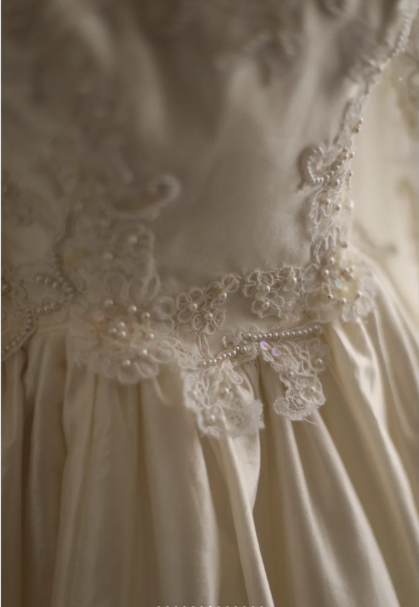 Cream Beige Palace Retro Long Sleeve Bow Satin Wedding Dress P2861