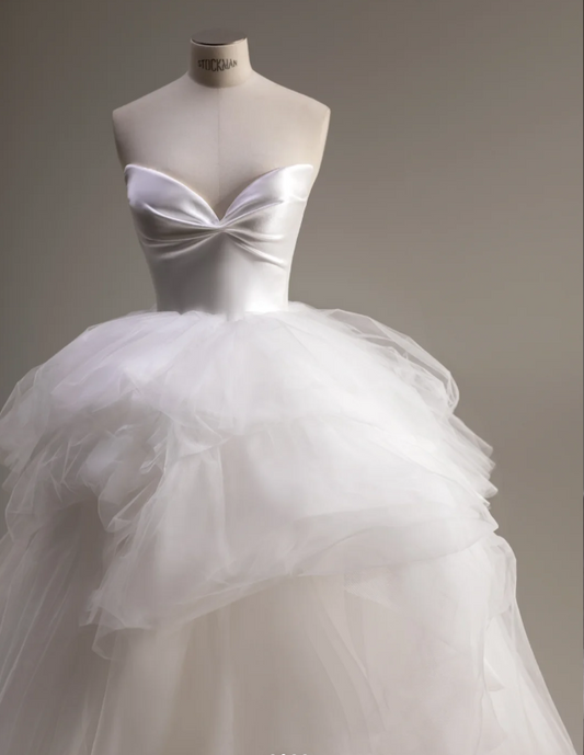 Bowknot tube top design multi-layer irregular tulle flowing wedding dress P2878