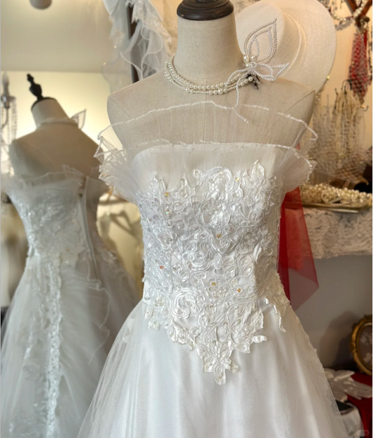 Vintage Tulle A-Line Wedding Dress with Patches P2920