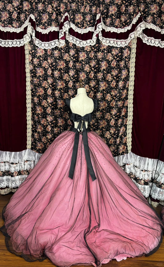 Retro black and pink contrast backless bow A-line puffy princess wedding dress P2960