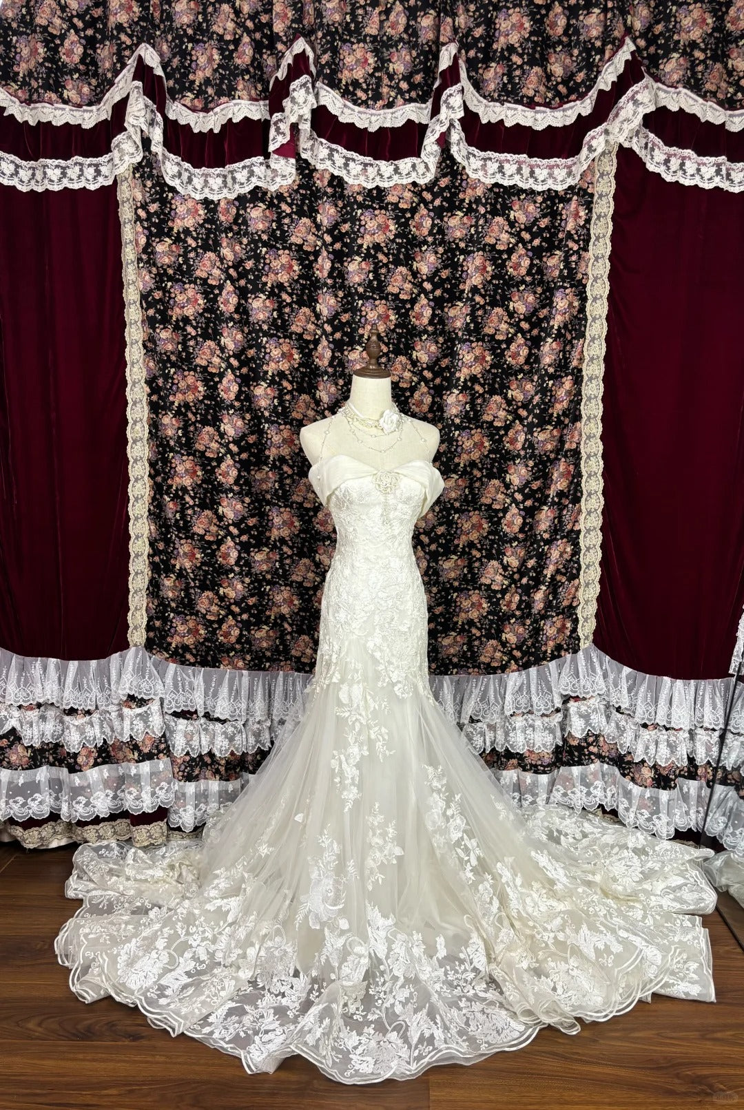 one shoulder lace mermaid wedding dress White One Shoulder High Slit Bridal Dress JB37601