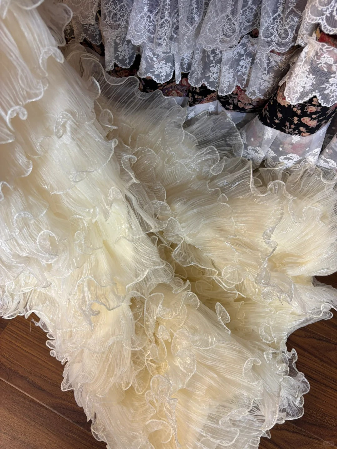 Princess light yellow heavy work short front and long back earrings big skirt cake wedding dress P2998