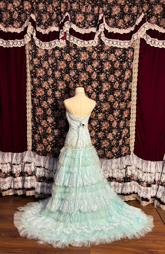 Elegant and gentle mint green heart-shaped collar beaded cake multi-layered tulle wedding dress P3002