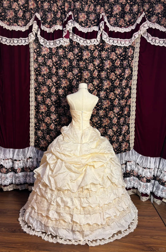 Sweet Light Yellow Beaded Ruffled Cake Floor-Length Wedding Dress P3012