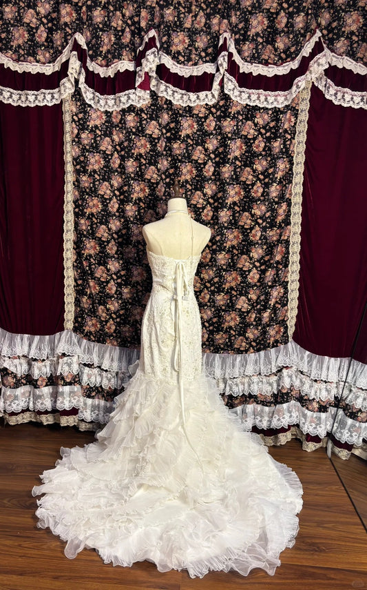 Elegant White Beaded Biased Ruffled Hem Mermaid Train Wedding Dress P3018