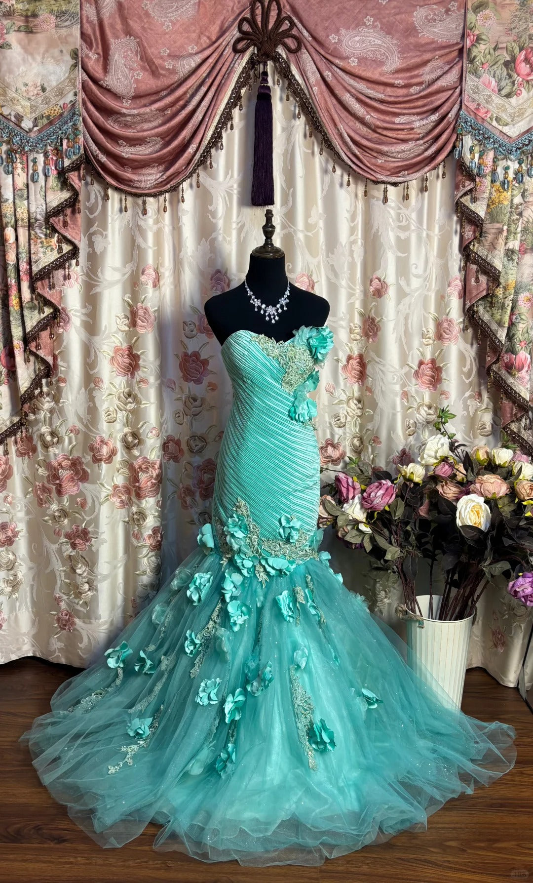 Vintage Heart-Shaped Neck Mint Green 3D Flower Mermaid Trailing Weddin Vintage Heart-Shaped Neck Mint Green 3D Flower Mermaid Trailing Weddin