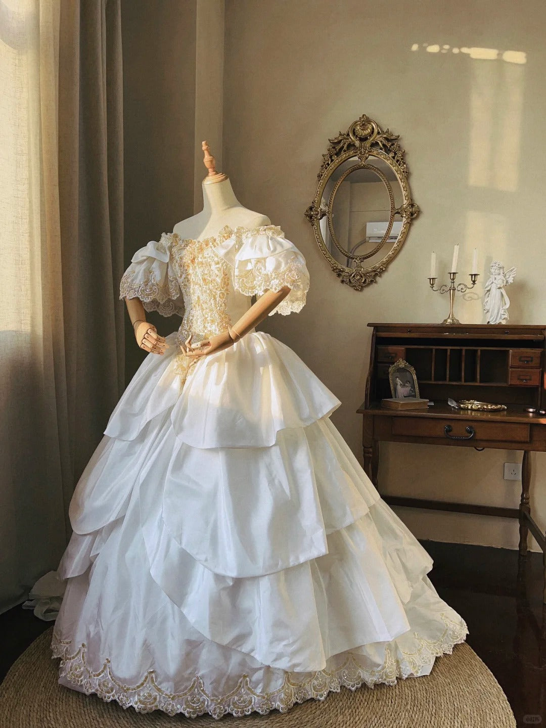 Princess White Satin Drop Shoulder Beaded Petal Skirt Floor-Length Wed PreppyDress Princess White Satin Drop Shoulder Beaded Petal Skirt Floor-Length Wed PreppyDress