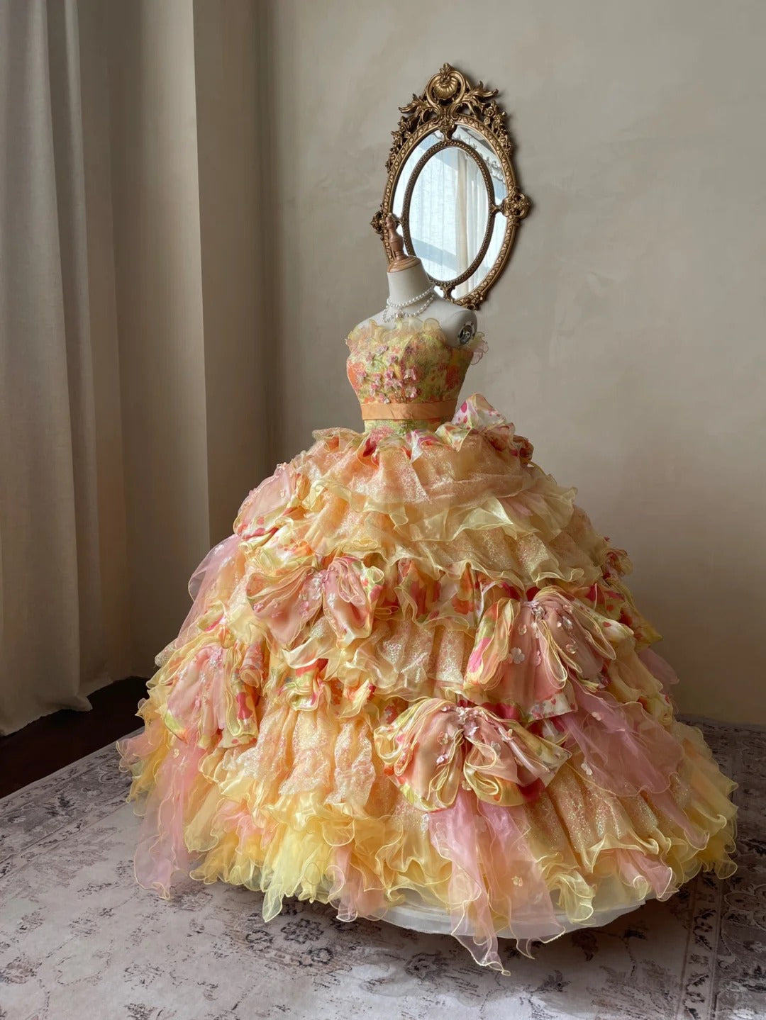 Shining heavy flower layer cake golden pattern lace three-dimensional PreppyDress Shining heavy flower layer cake golden pattern lace three-dimensional PreppyDress