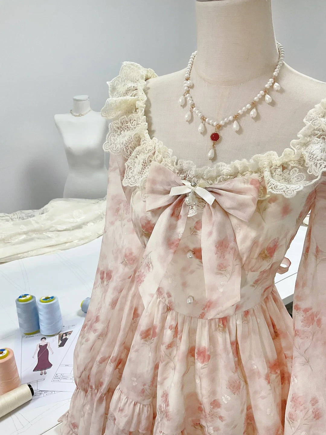 Girls Pink Square Neck Long Sleeve Printed Chiffon A-Line Homecoming Dress P3158