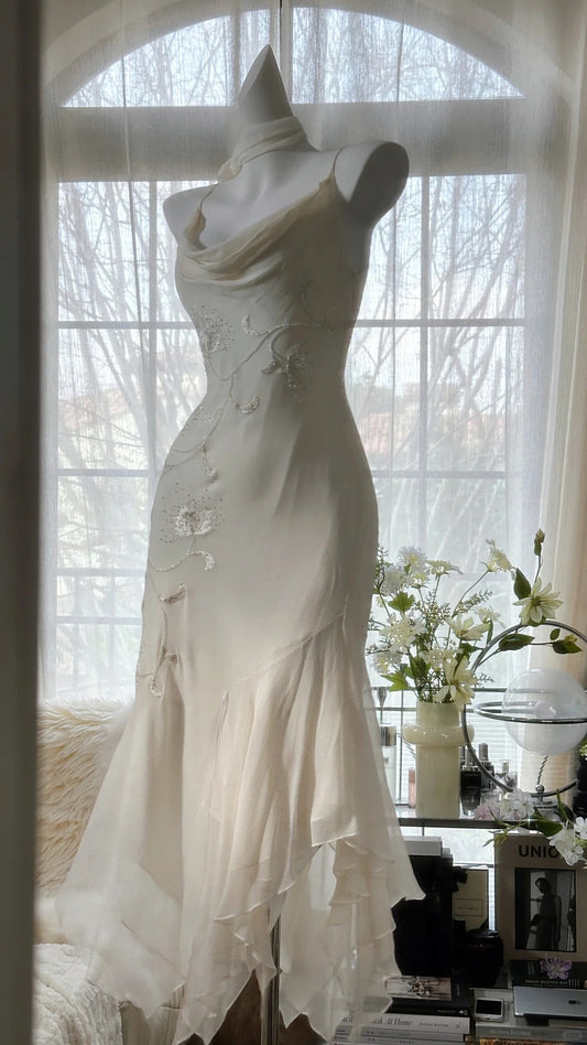 Robe de bal sirène P3292 en mousseline pure et élégante avec bretelles et perles