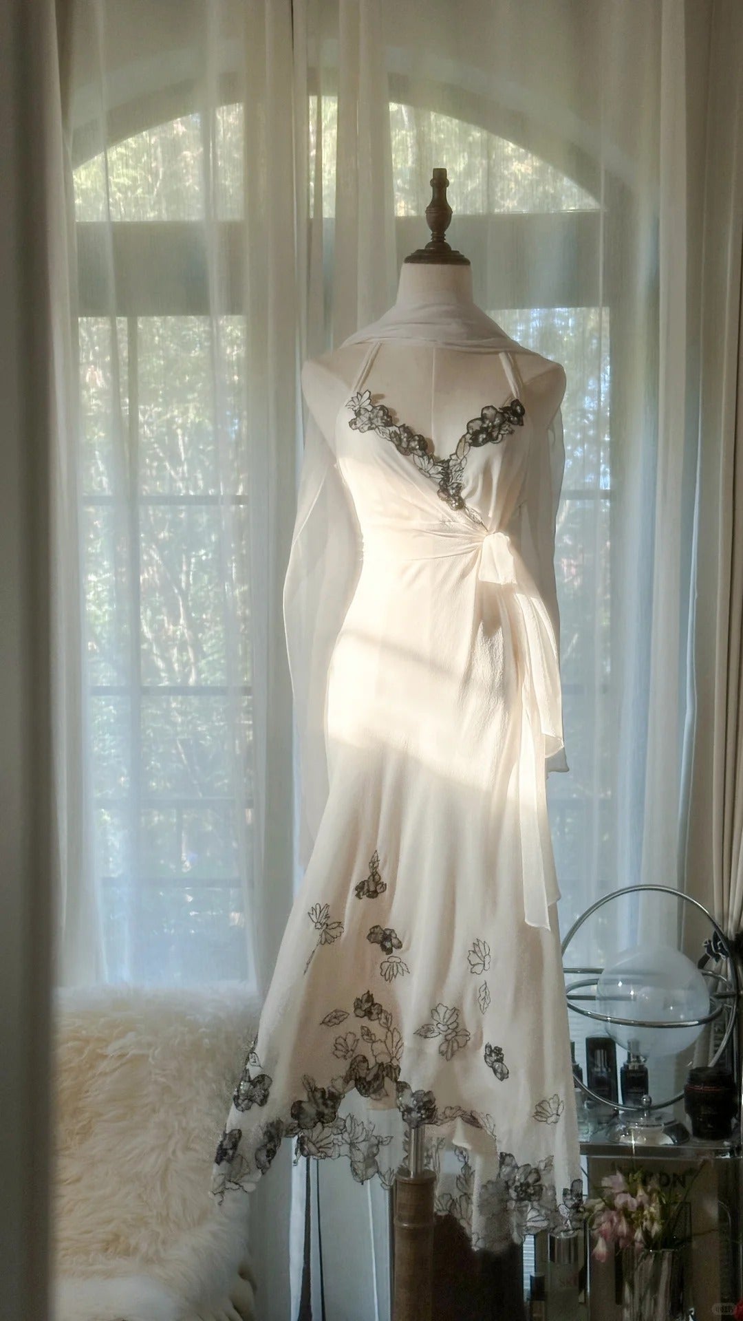 Sexy White Halter Neck Chiffon Lace Trim Prom Dress P3318
