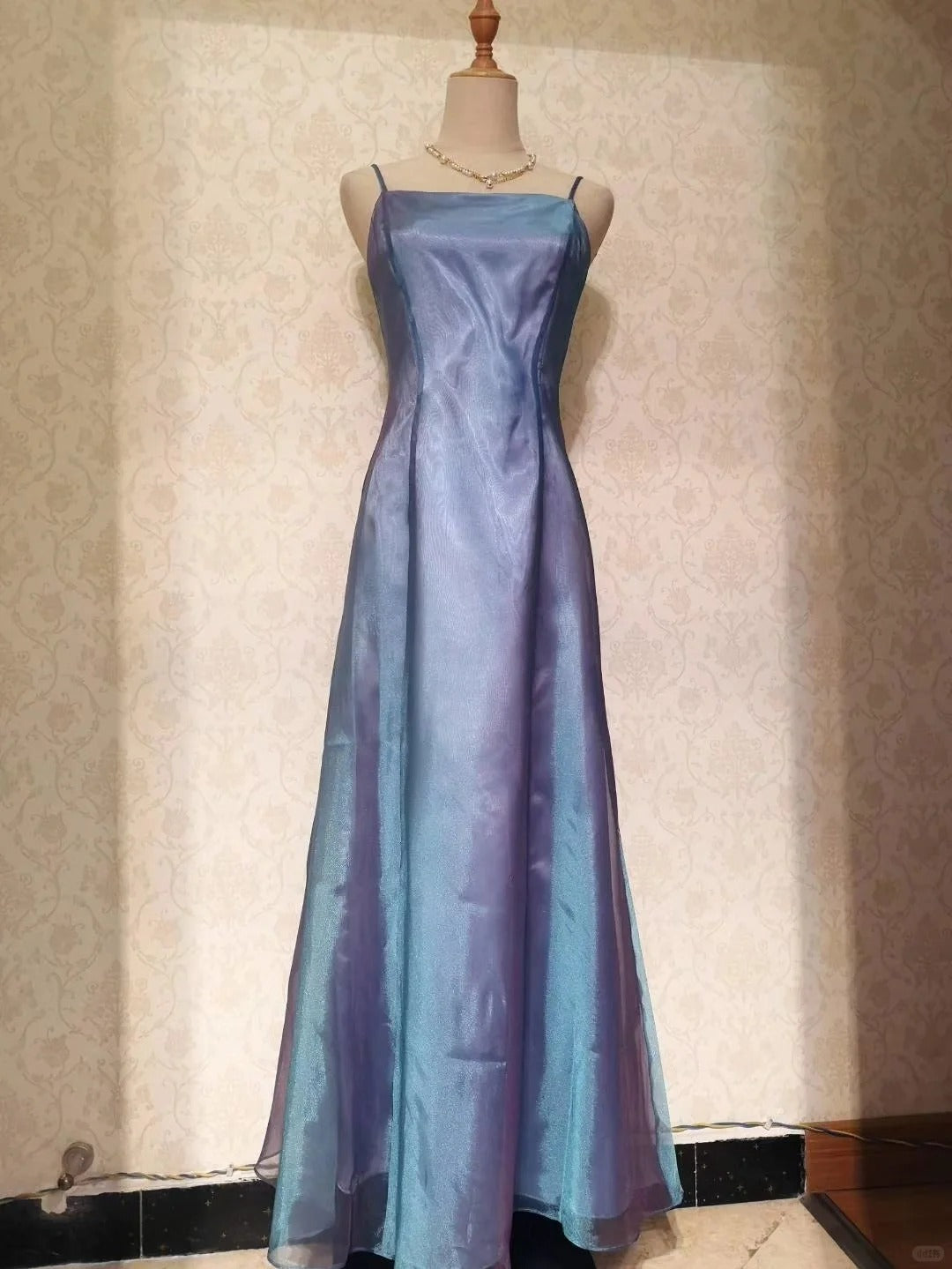 Flowing Bluish Purple Laser Long Prom Dress P3327