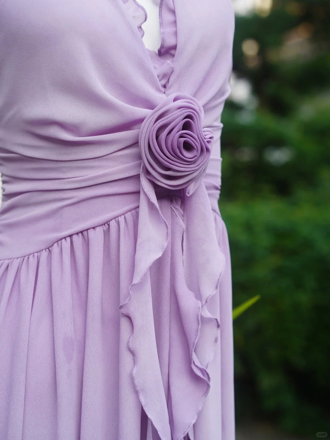 Flowing Chiffon Backless Purple Halter Neck Ruffled Long Prom Dress P3459