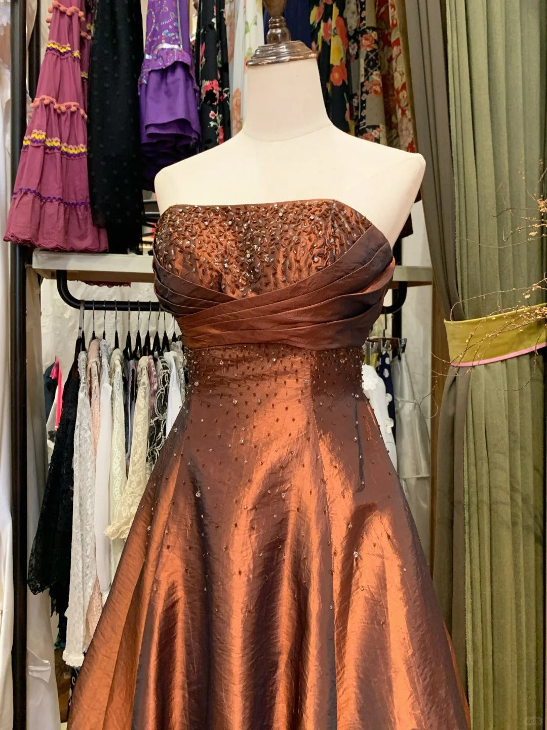 Vintage Beaded Strapless Satin Flower Bud Skirt Homecoming Dress P3506