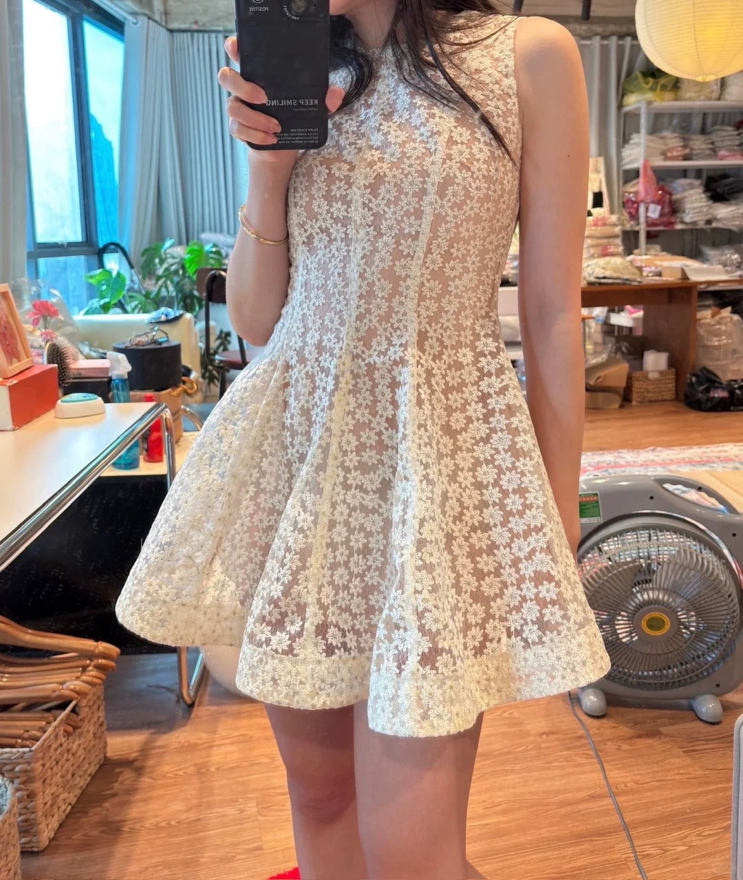 Sweet White Lace Sleeveless Daisy A-Line Mini 16th Birthday Homecoming Sweet White Lace Sleeveless Daisy A-Line Mini 16th Birthday Homecoming