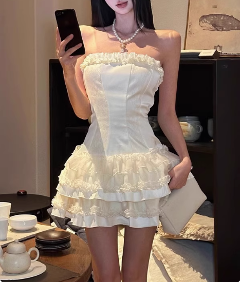 Sweet White Cake Puffy Satin Lace Stitching Tube Top Short Birthday Dr Sweet White Cake Puffy Satin Lace Stitching Tube Top Short Birthday Dr