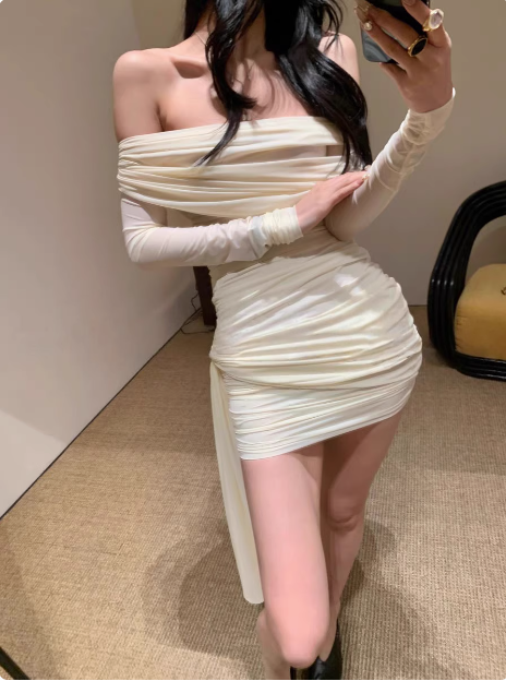 Elegant One-shoulder Tube Top Slim Fit Hip Homecoming Dress P3734