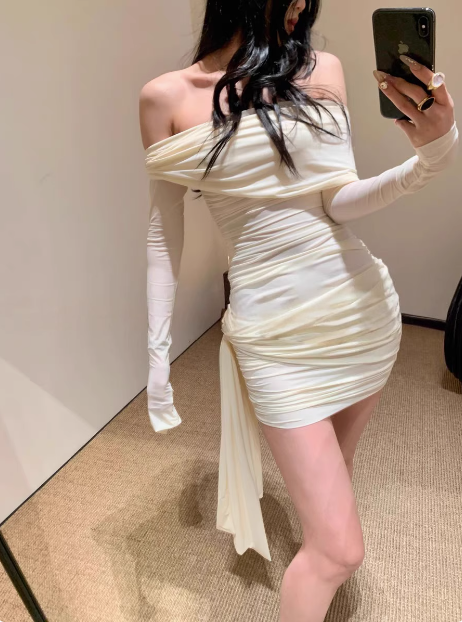 Elegant One-shoulder Tube Top Slim Fit Hip Homecoming Dress P3734