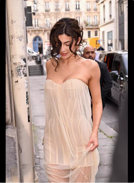 Sexy White Strapless Herringbone Tulle Homecoming Dress P3822