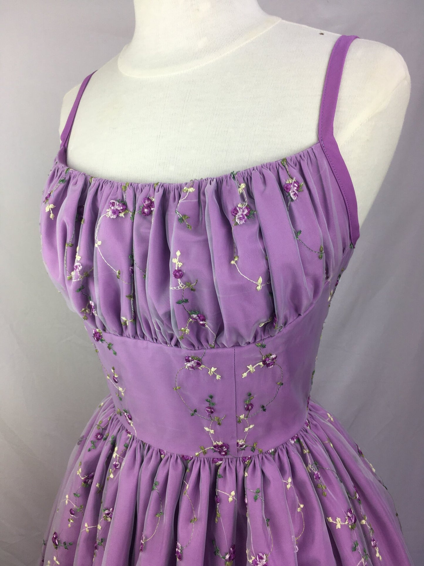 Sweet Purple Flower Embroidery Waist A-line 16th Birthday Homecoming Dress P3921