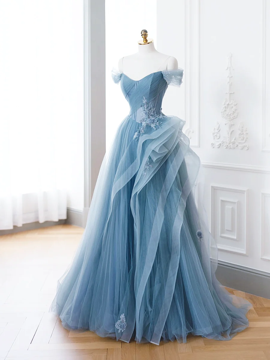 Robe de bal longue en tulle et dentelle bleue coupe trapèze P625