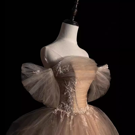 Robe de soirée longue en tulle à épaule dénudée et bustier P874