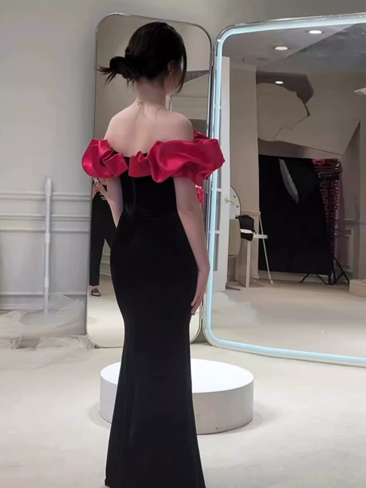 Sexy Mermaid Off The Shoulder Velvet Black Long Prom Dresses P1006