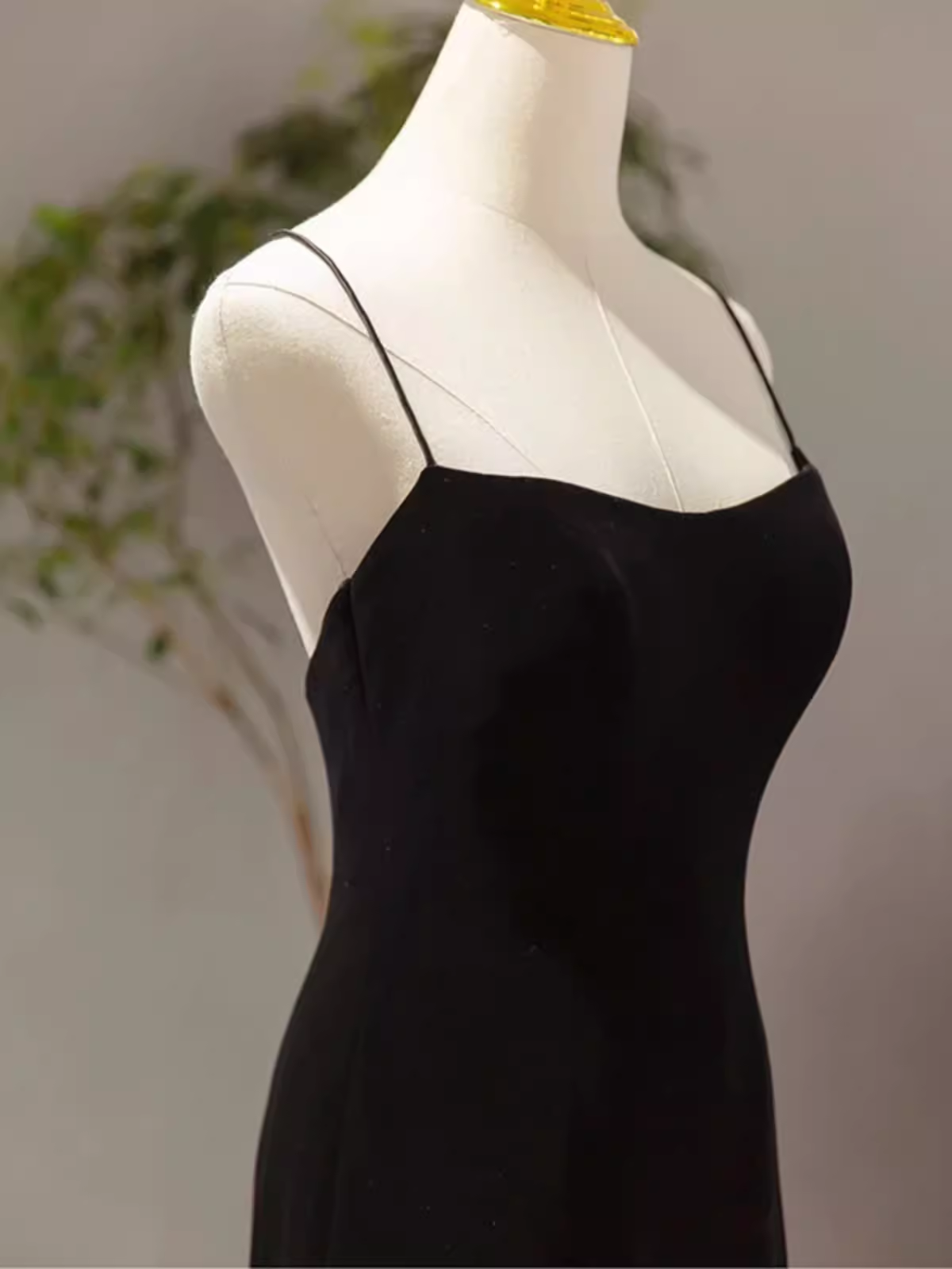 Mermaid Straps Black Velvet Long Prom Dresses P1013