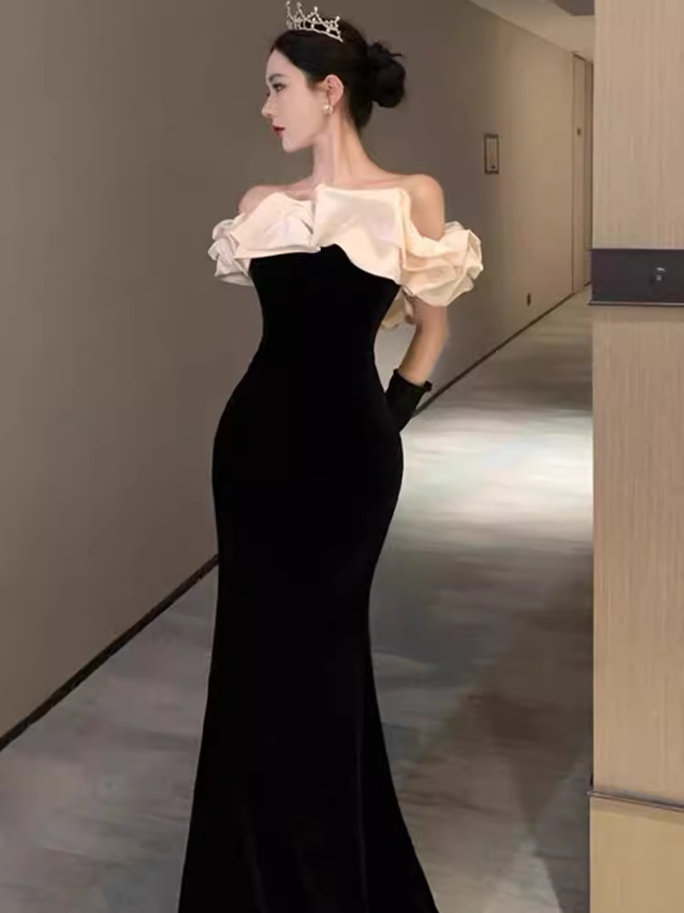 Sexy Mermaid Off The Shoulder Black Velvet Floor Length Prom Dress P1709